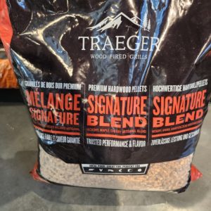Traeger Signature Blend Pellets 20LB